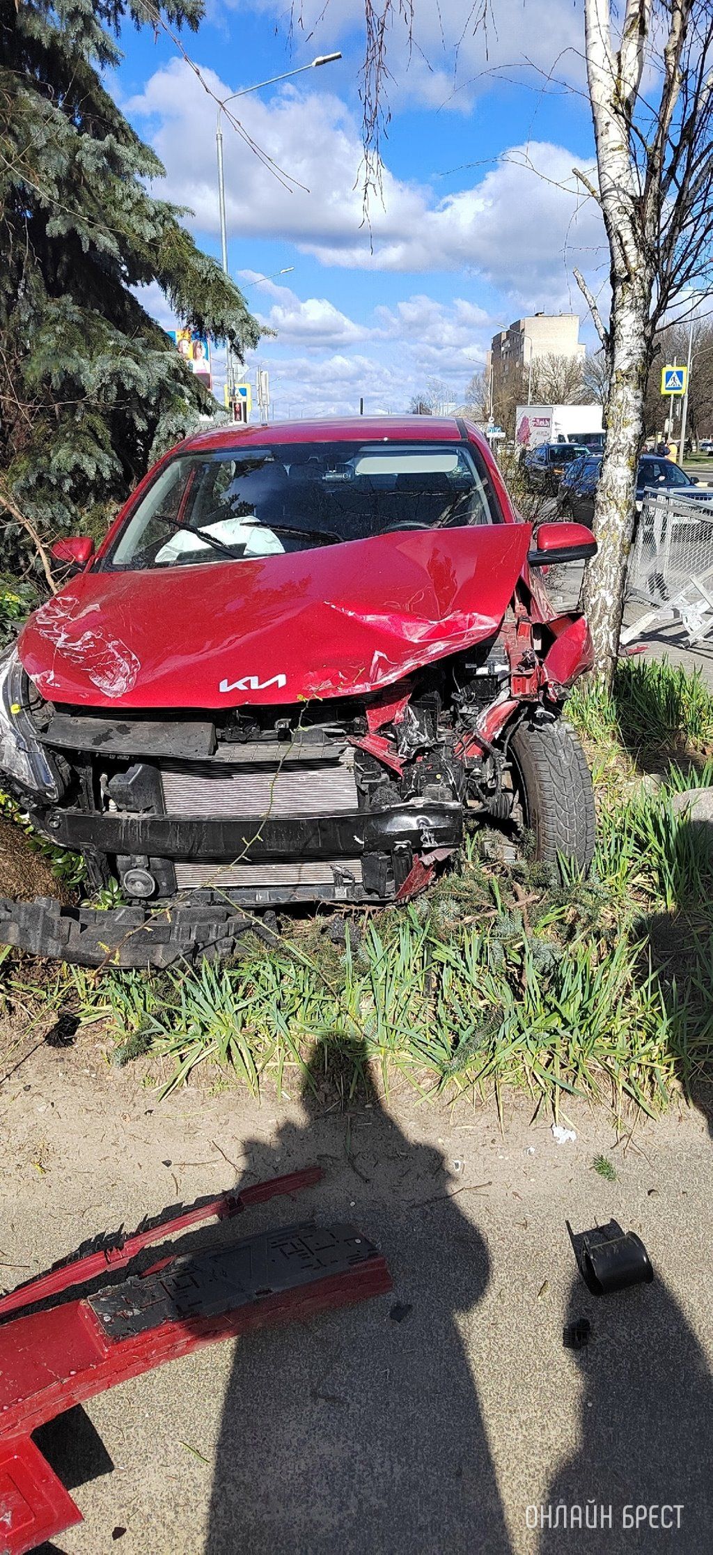 Читатель: Фото с места ДТП, которое произошло сегодня на Пионерской в Бресте