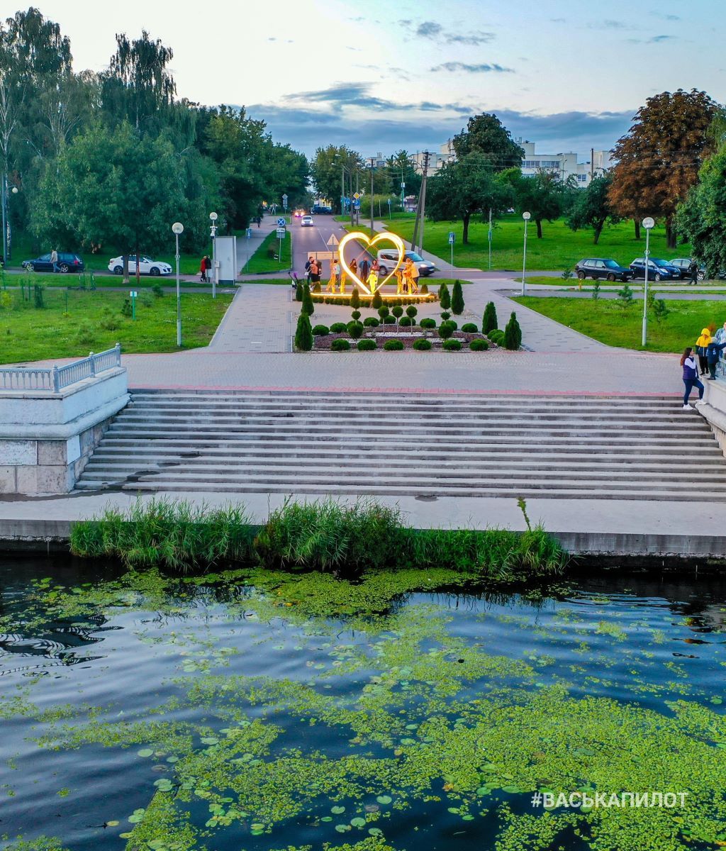 Брест, Набережная. Последние дни лета 2021