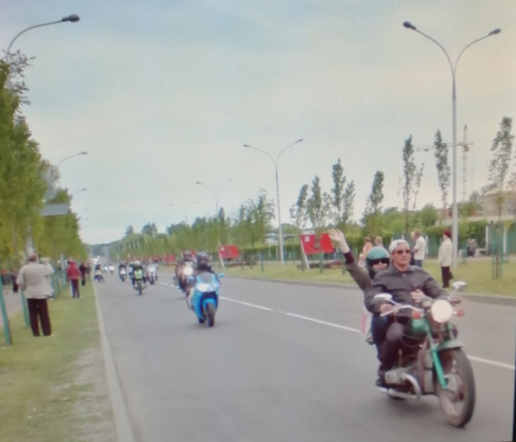 Качество, конечно, не очень, но решила поделиться старыми фотографиями