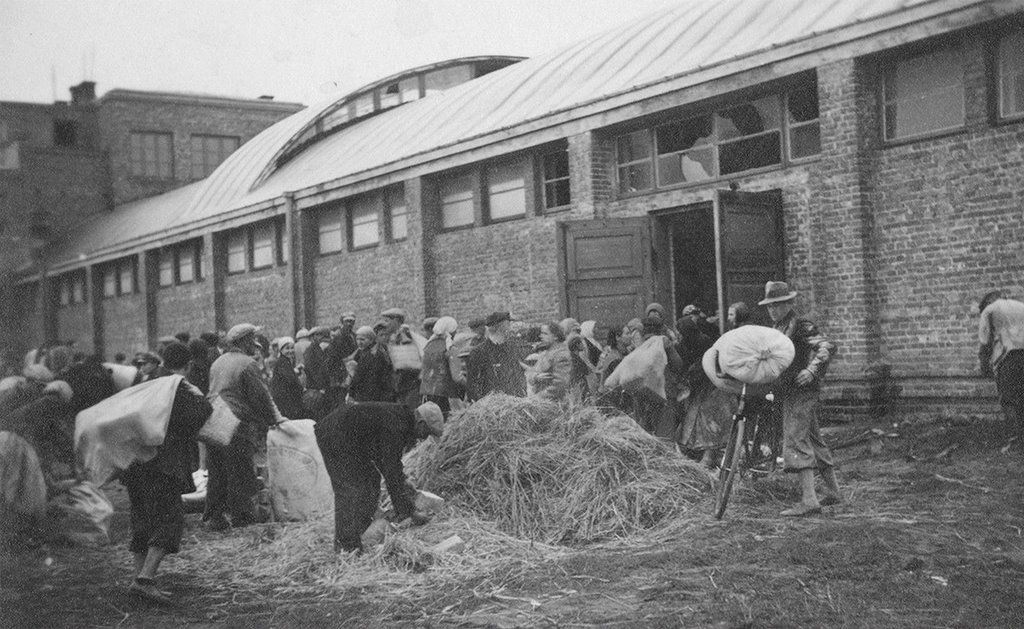 Как было раньше. Брест, манеж