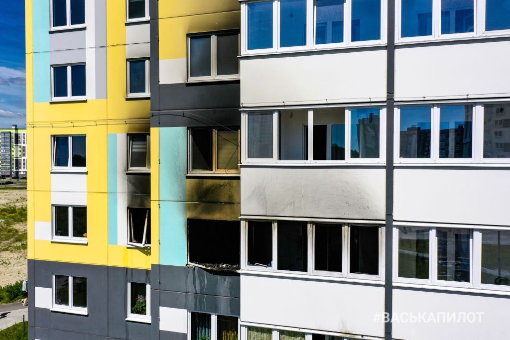 В Бресте на Грюнвальдской произошел серьёзный пожар. Горела квартира (Фото и видео)