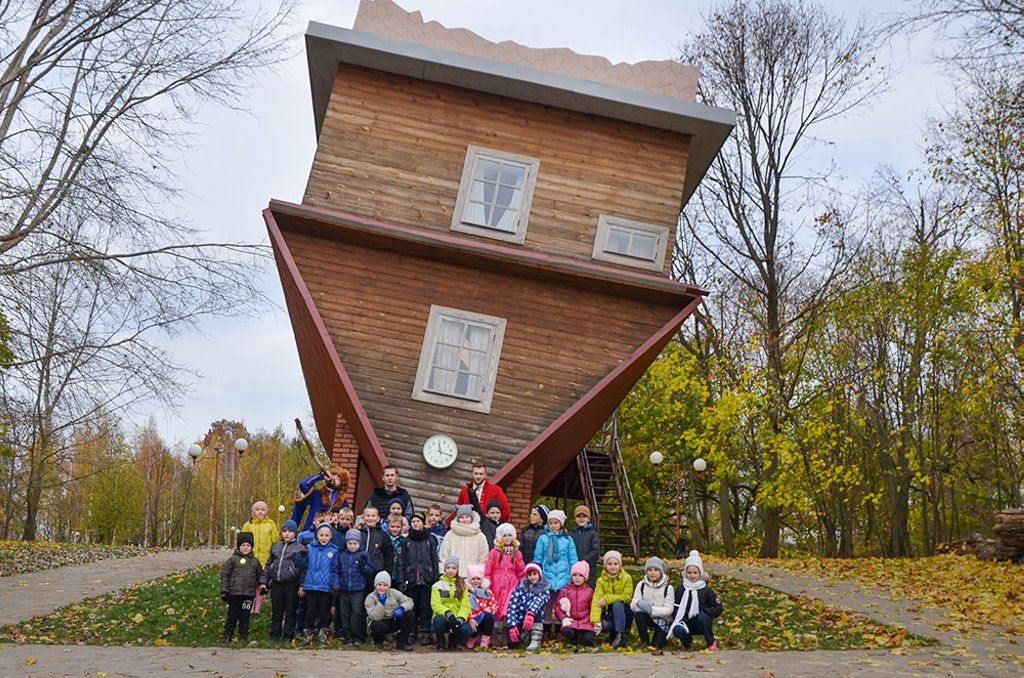 Читатель: Как вам идея? Дом-перевёртыш в Минской области