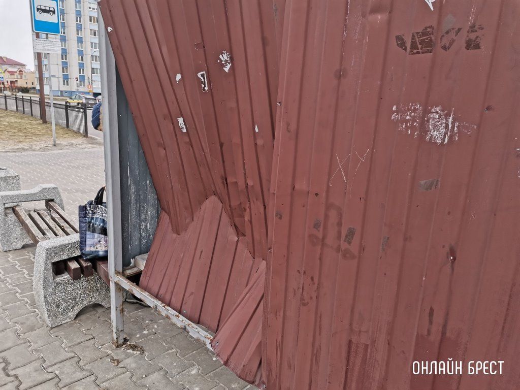 Читатель: Что случилось с остановкой «1-я школа»?