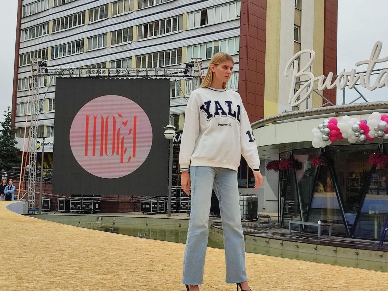 Фонтан на Советской на время стал модной площадкой