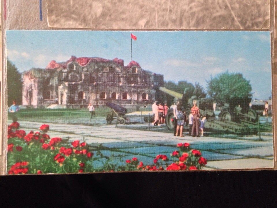 Когда-то Брестская крепость утопала в розах