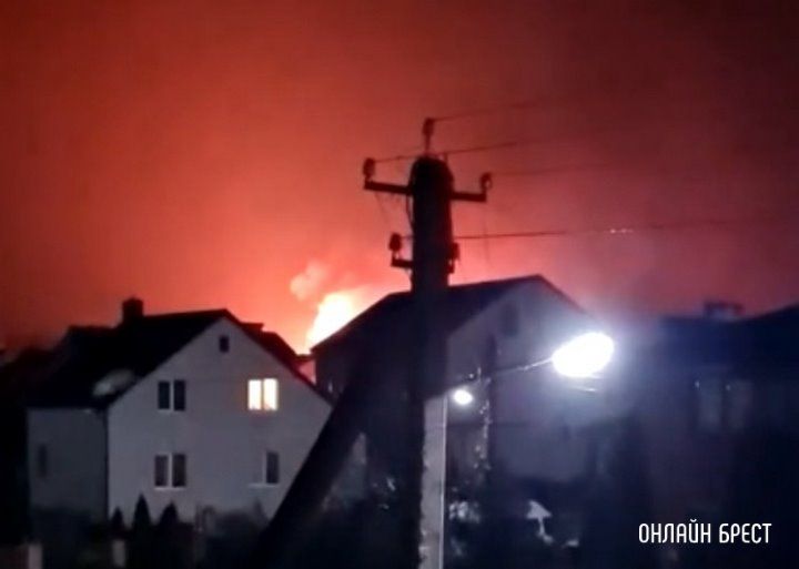 Читатель: В Бресте на Берёзовке произошёл серьёзный пожар