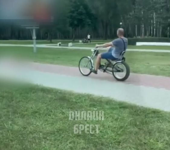 Читатель: Интересный транспорт на дорогах Бреста