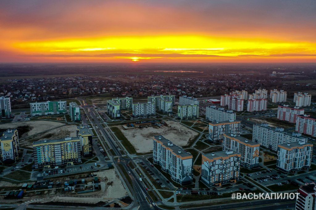 Посмотрите, какой сегодня был красивый закат в Бресте