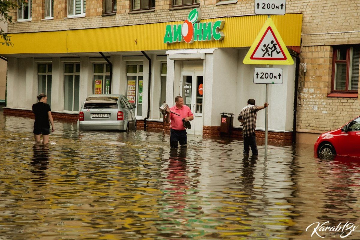Читатель: Брест. Помните тот день? Фото сделаны 12 июля 2018 года