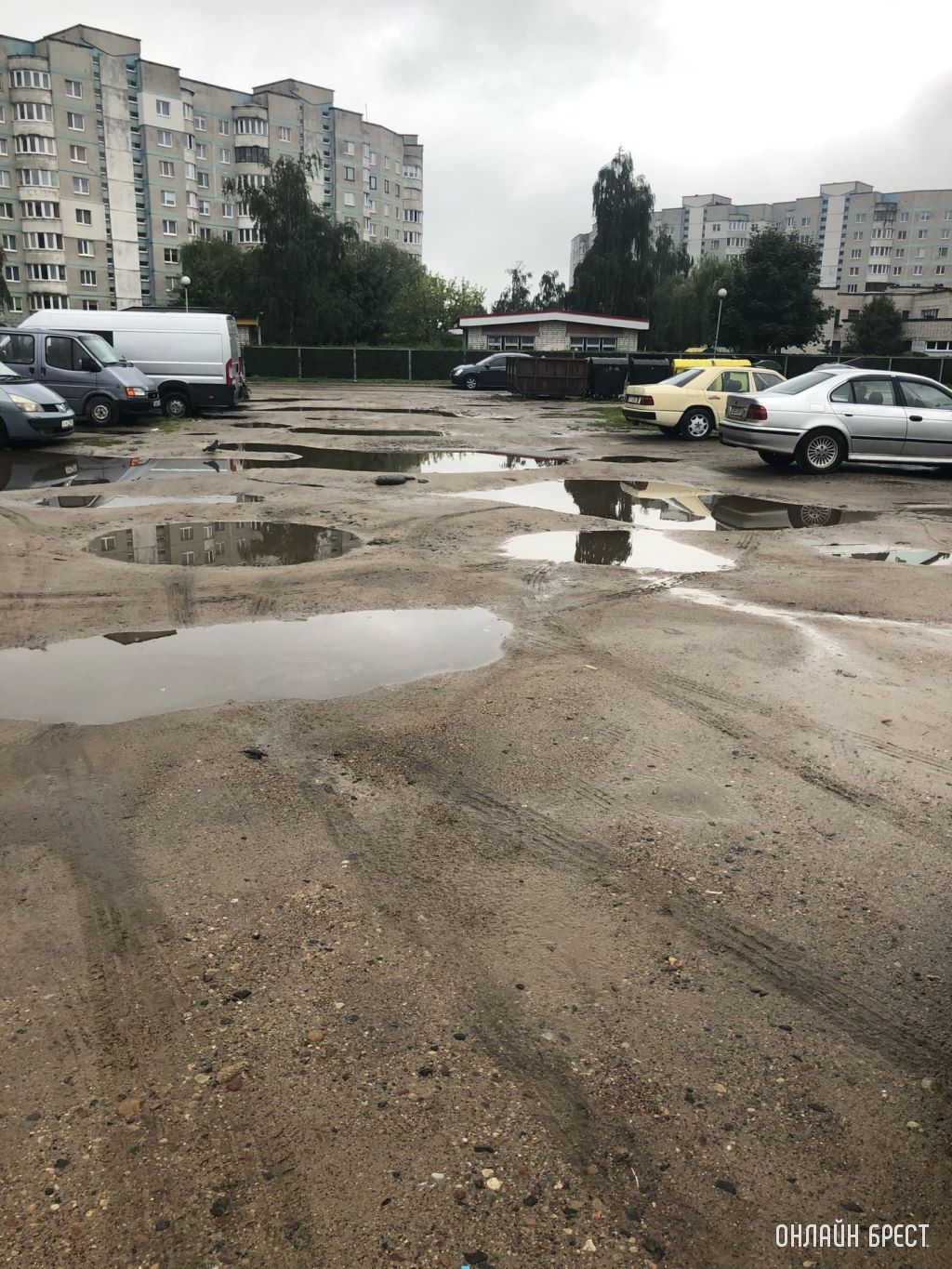 Стоянка на Луцкой в Бресте