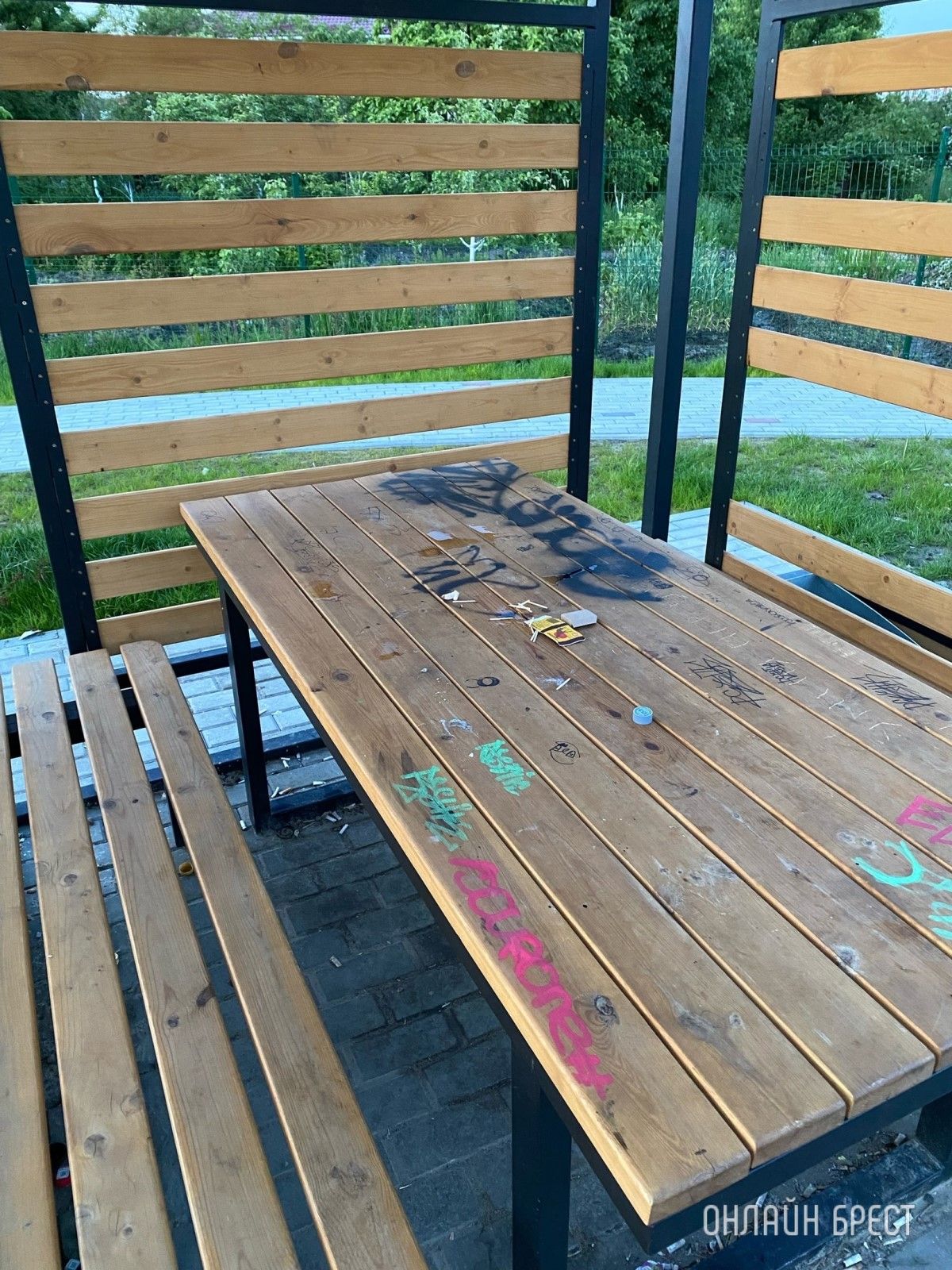 Читатель: Новый район на Вульке в Бресте. Посмотрите, какую "красоту" сделали люди