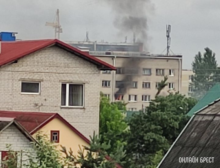 В Бресте ул. Я. Купалы произошёл пожар в общежитии