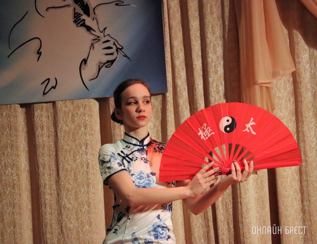 Читатель: Конкурс стихов и песен на иностранном языке «История любви» (Московский район г. Бреста)