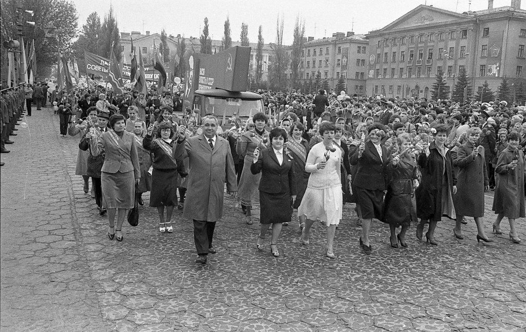 Первомайская демонстрация в Бресте, начало 80-х гг