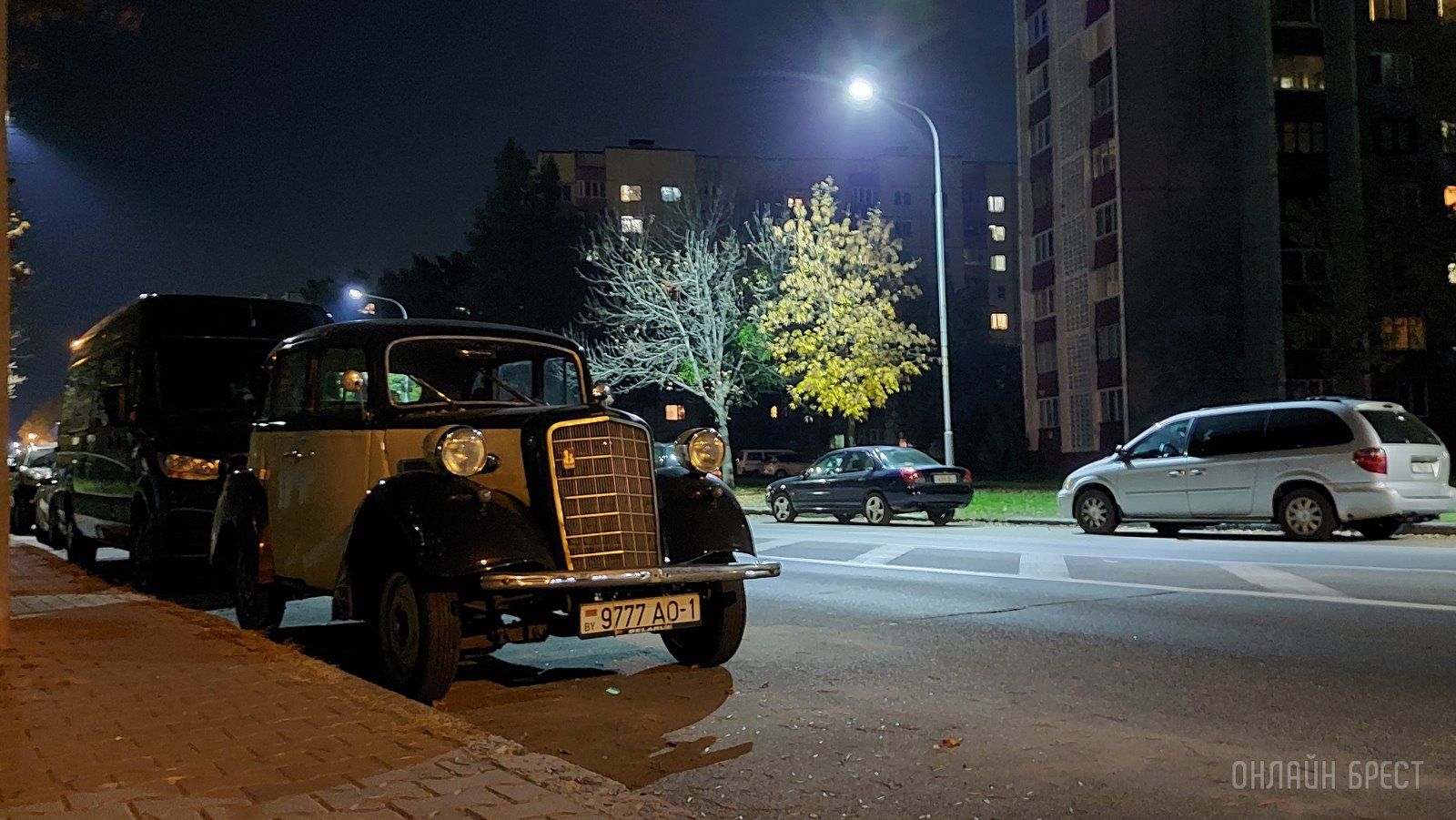 Читатель: В Бресте на ул. Советской Конституции можно увидеть такой раритет