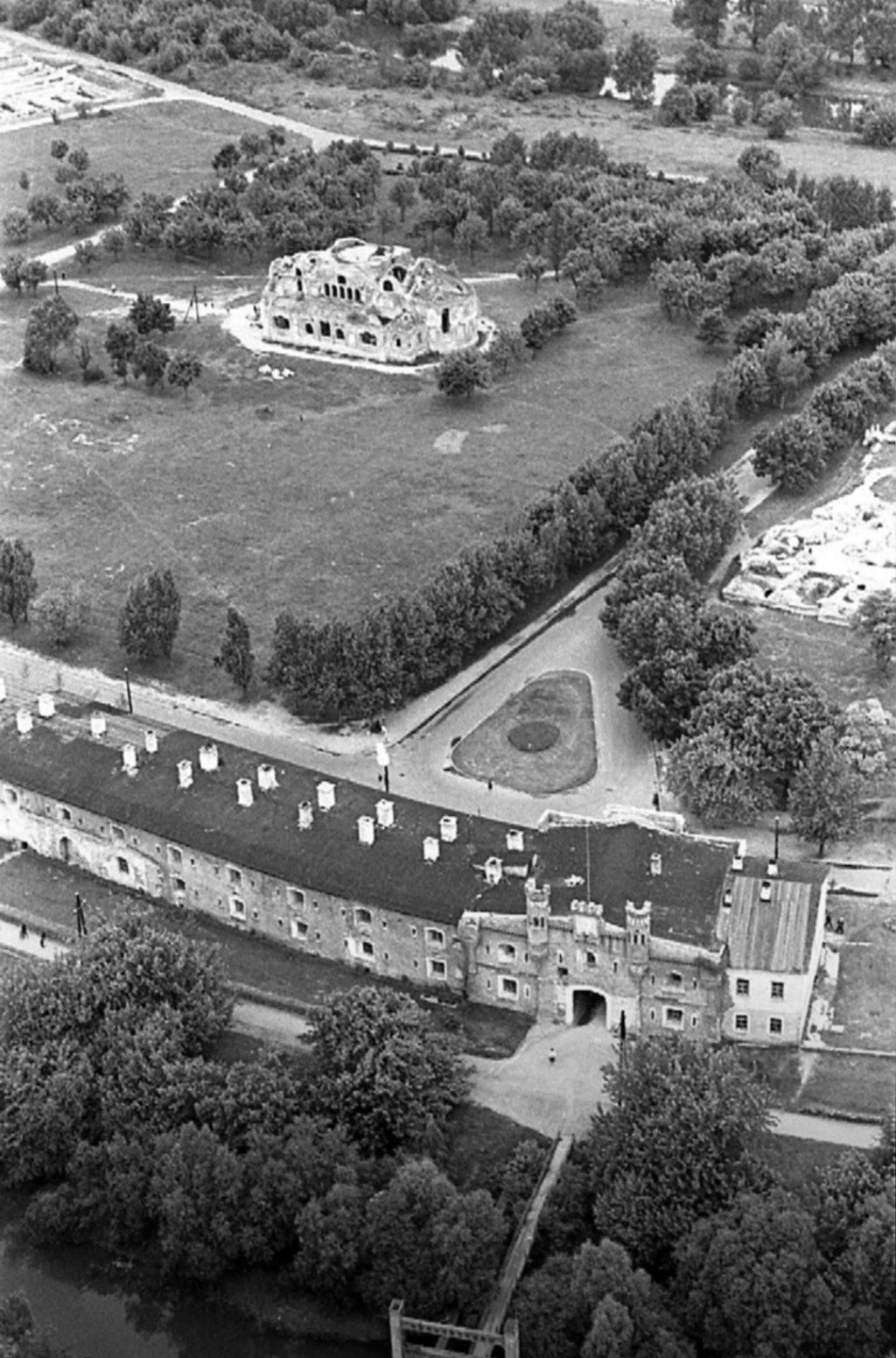 Брестская крепость, 1960-е.