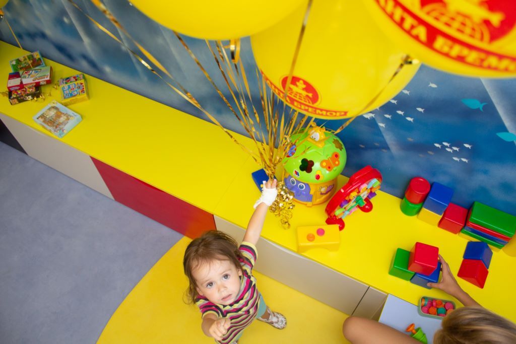 Смотрите, какую игровую площадку открыли в детской больнице Бреста