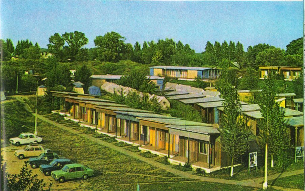 А вы знали, что когда-то на территории Брестской крепости был автокемпинг?