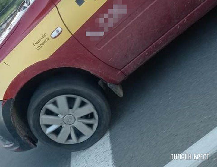 Читатель: Неудивительно каждый день слышать про аварии с участием такси, если у меня колено не такое гладкое, как у данного авто резина