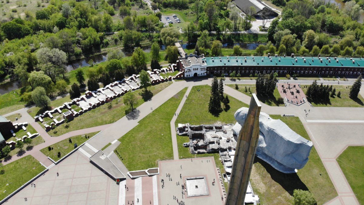 Брестская крепость с высоты птичьего полёта