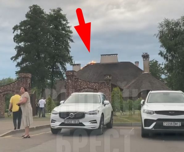 Читатель: Возгорание произошло вечером (17 июля). Усадьба «Рыньковка»