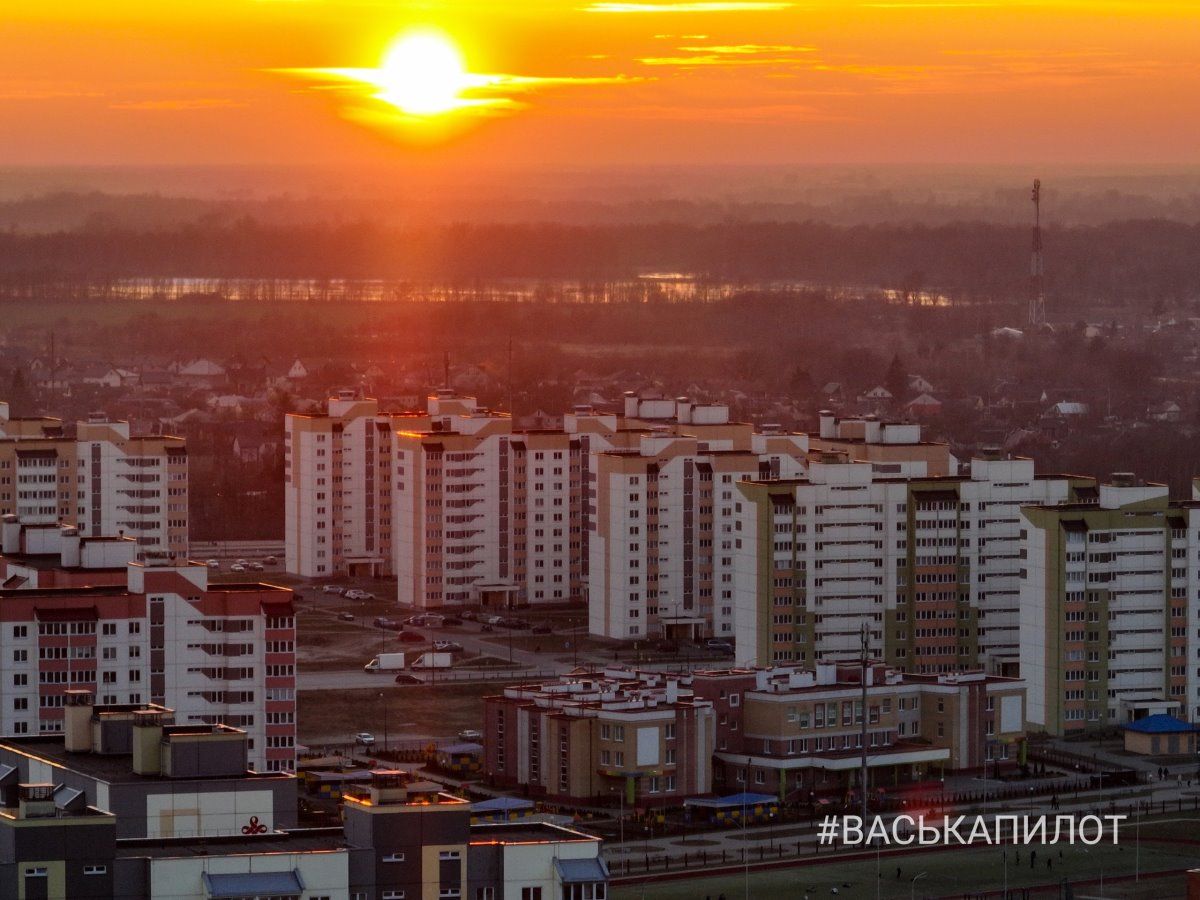 Посмотрите, какой красивый закат был сегодня в Бресте