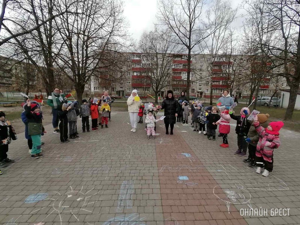 В ГУО «Начальная школа № 9 г. Бреста» прошло активно мероприятия, посвященные Неделе «Московский район, в сердце ты один»