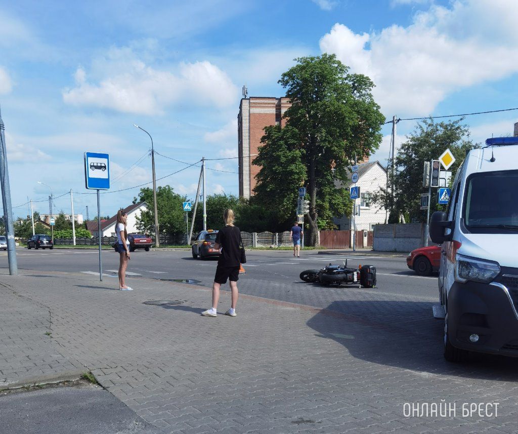 Читатель: Несколько часов назад. Брест, Пушкинская-Пионерская