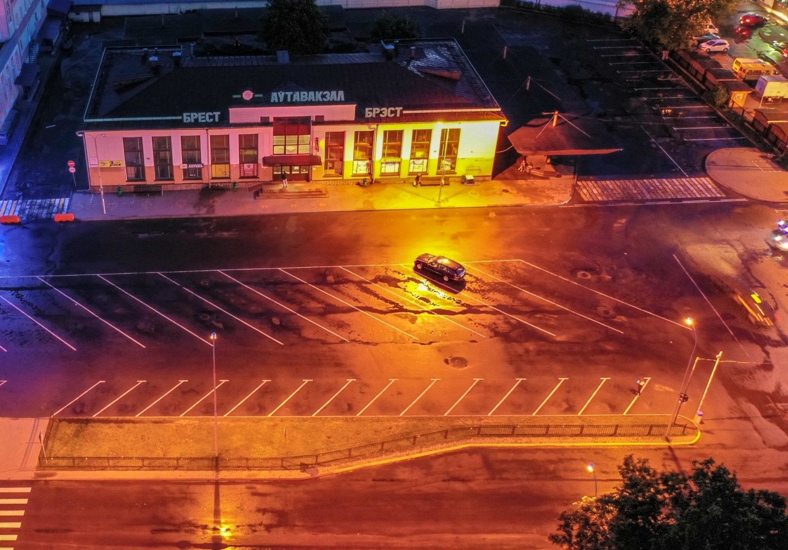 Новый и старый автовокзал в Бресте