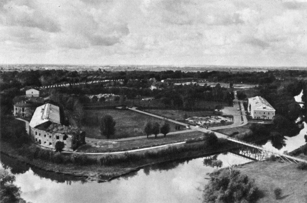 Брестская крепость с высоты птичьего полета, 1960-е