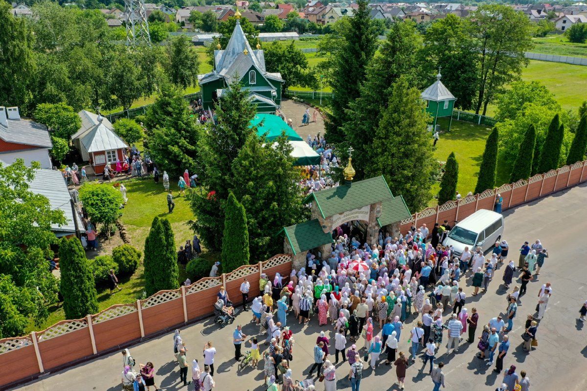 Сегодня в Бресте прошел Крестный ход