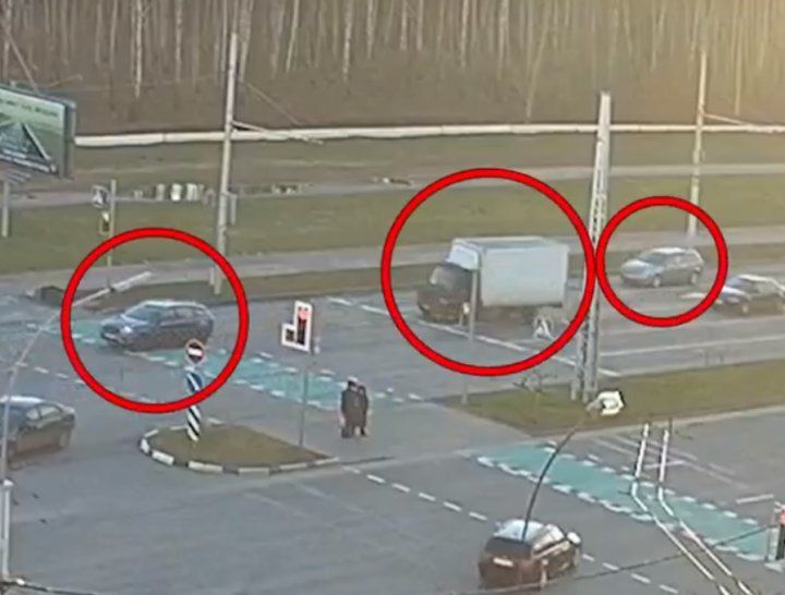 Появилось видео, как вчера в Бресте на Московской произошло ДТП