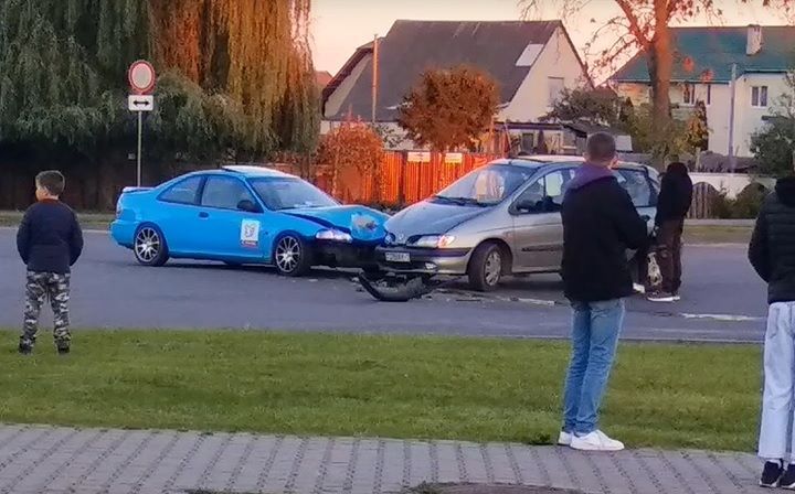 Вот такое ДТП произошло в Кобрине. Посмотрите видео