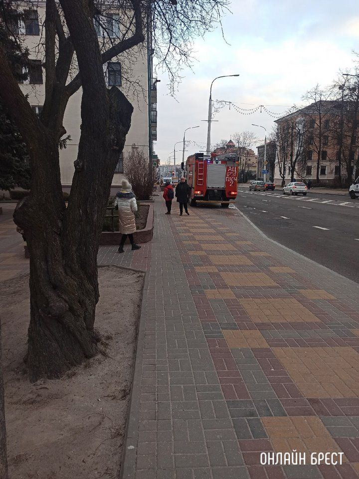 Читатель: Кто в курсе, что вчера случилось на Ленина в Бресте?