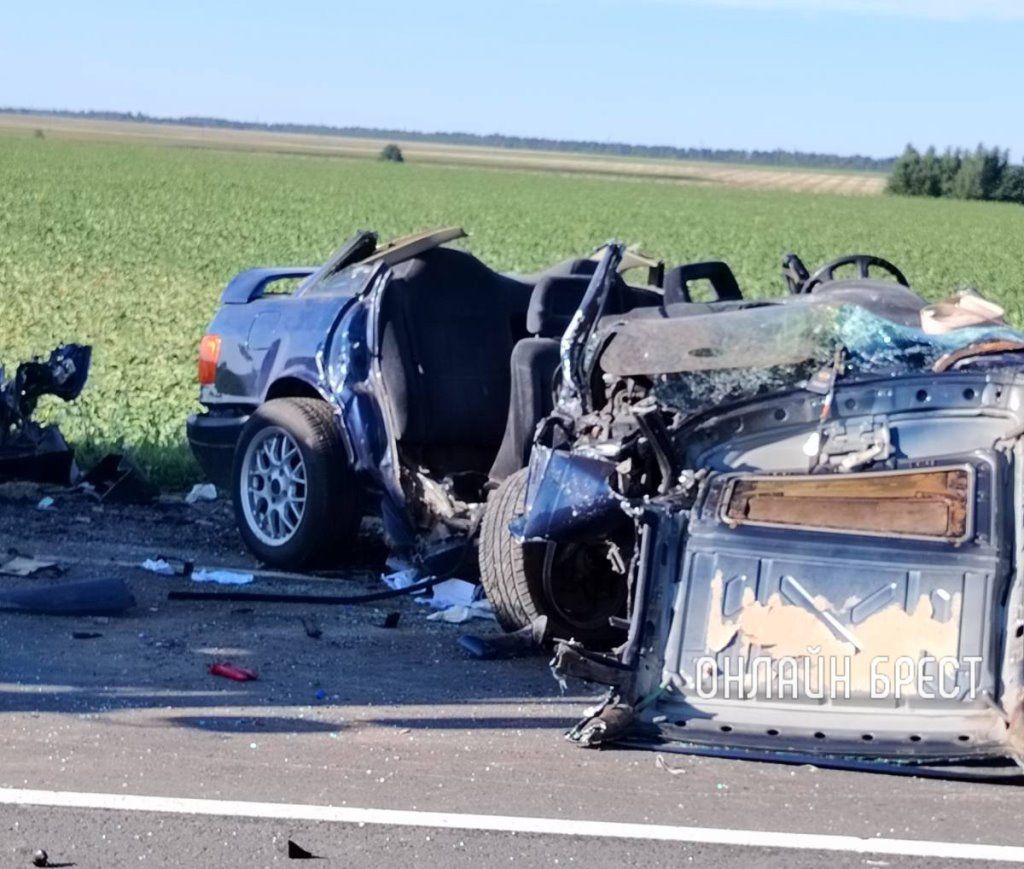 Очевидец: Возле Каменца произошло жесткое ДТП