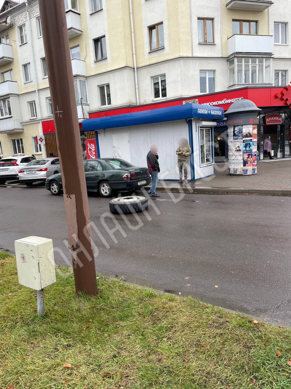 Читатель: В Бресте на бульваре Космонавтов - Гоголя отвалились колеса у грузовика