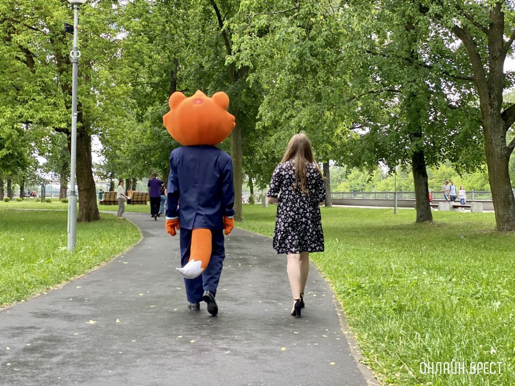 Прогулка по Набережной Бреста