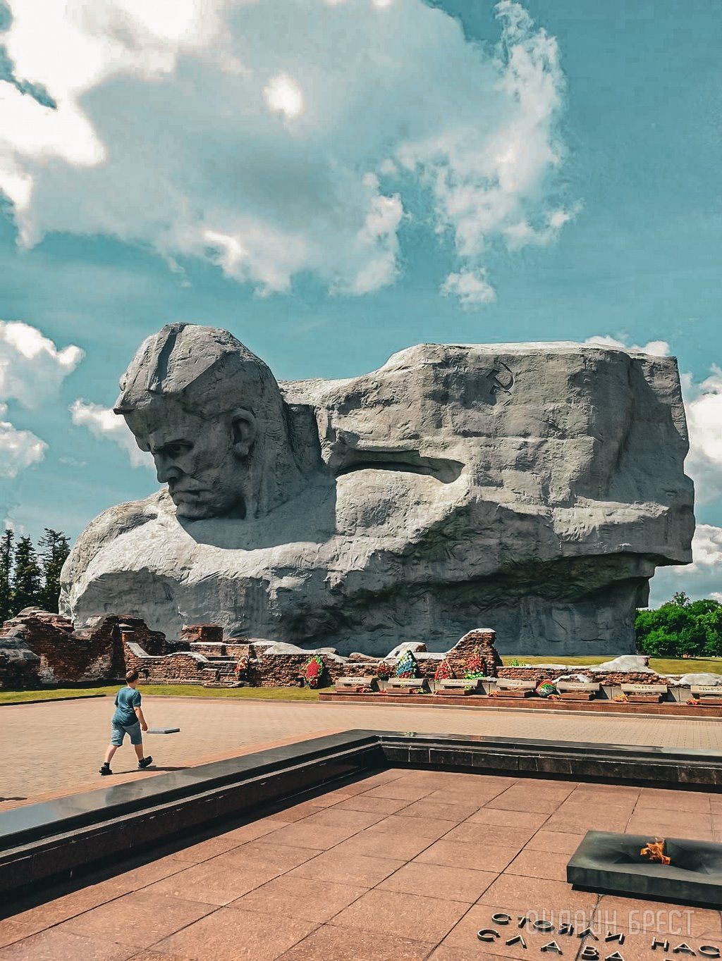 Читатель: Прогулялся по Брестской крепости и сделал немного красивых фотографий