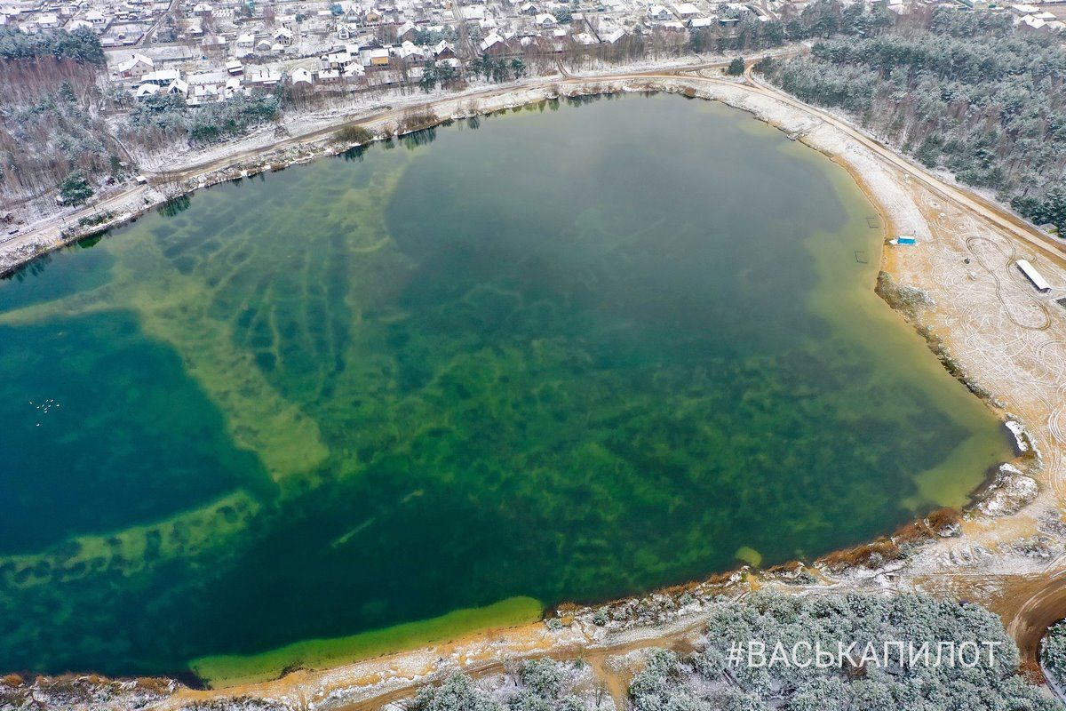 Очень красиво! Красный двор в Бресте с высоты