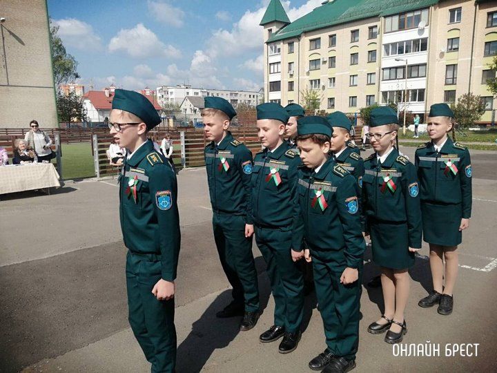 Накануне Дня Победы мы чаще, чем обычно, вспоминаем героев прошедшей войны и стараемся снова и снова доказать, что они не зря сражались за мирное будущее своих потомков