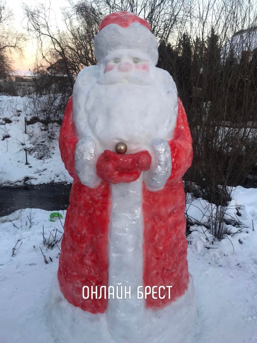 Читатель: Зацените творение местной жительницы (Брестский р-н,С/Т Южное)