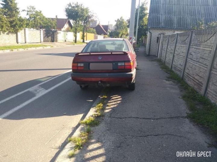 Вот так в Бресте паркуют автомобили