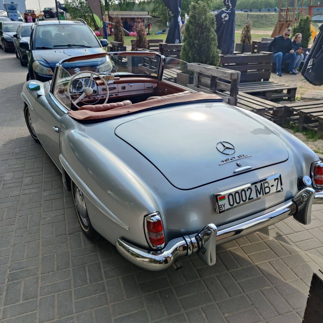 Читатель: Вау! Посмотрите какой Mercedes есть в Беларуси