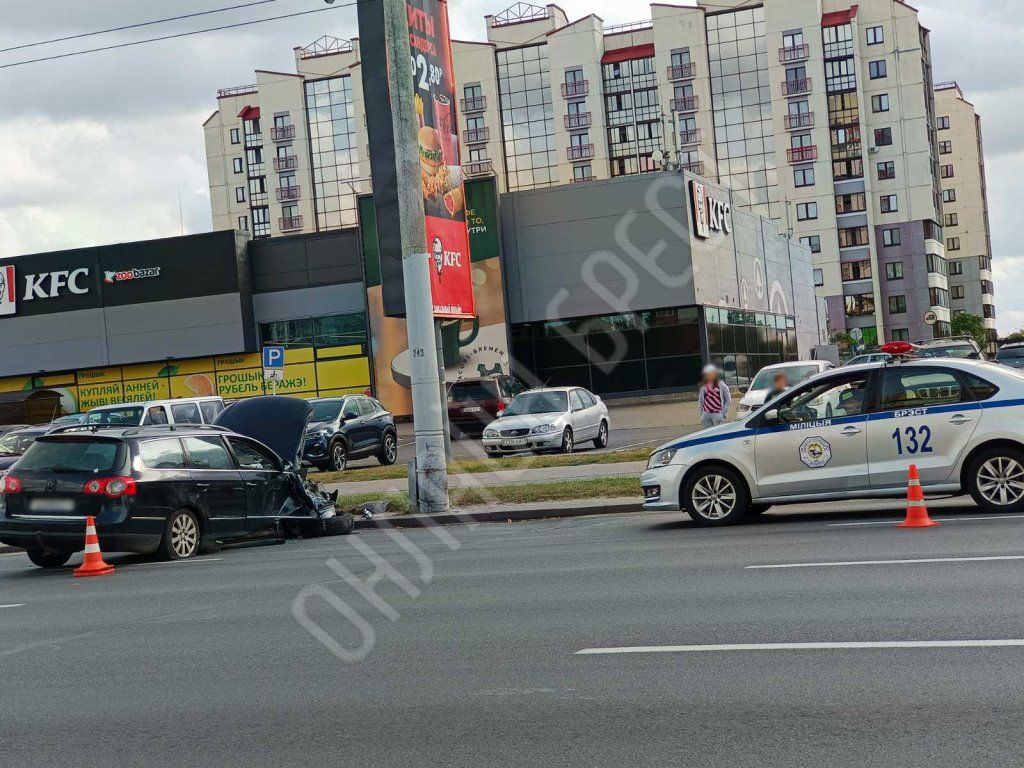 Читатель: На Московской в Бресте в ДТП попал Passat