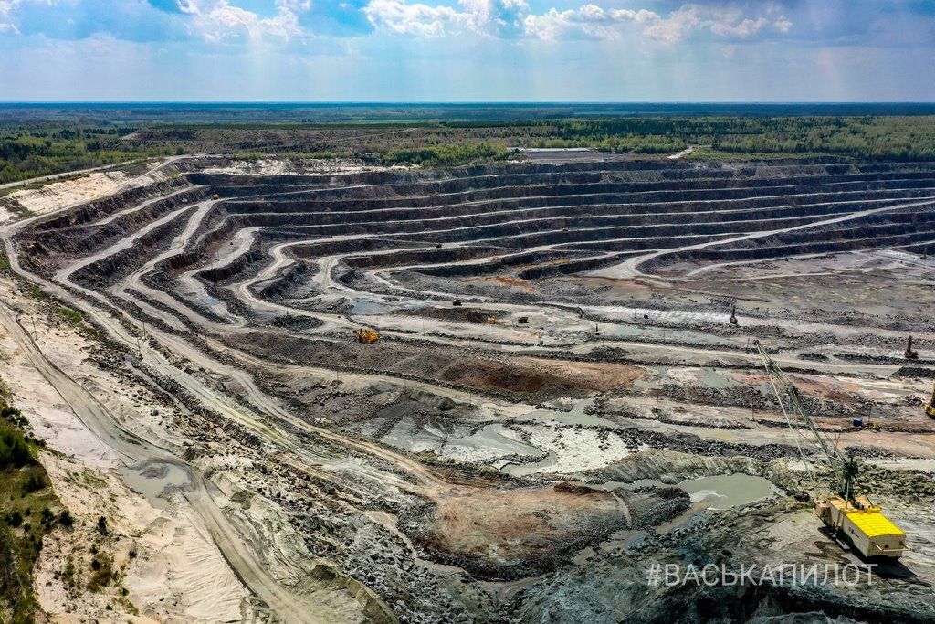 Самый большой гранитный карьер в Европе находится в Брестской области