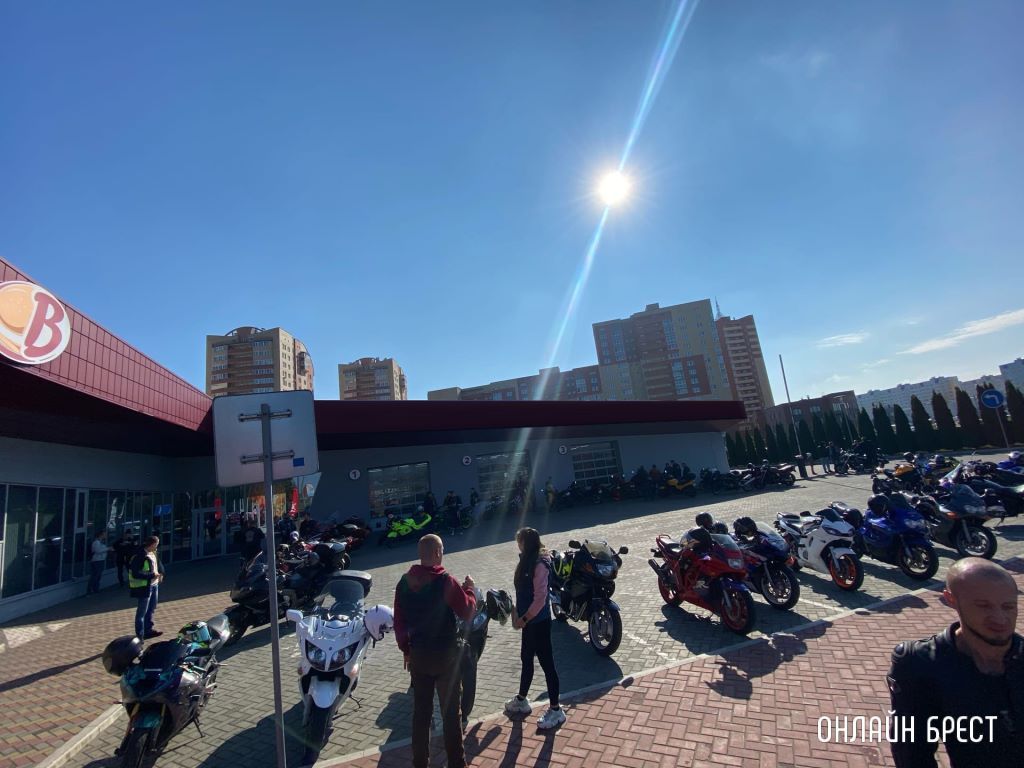Сегодня в Бресте закрыли мотосезон
