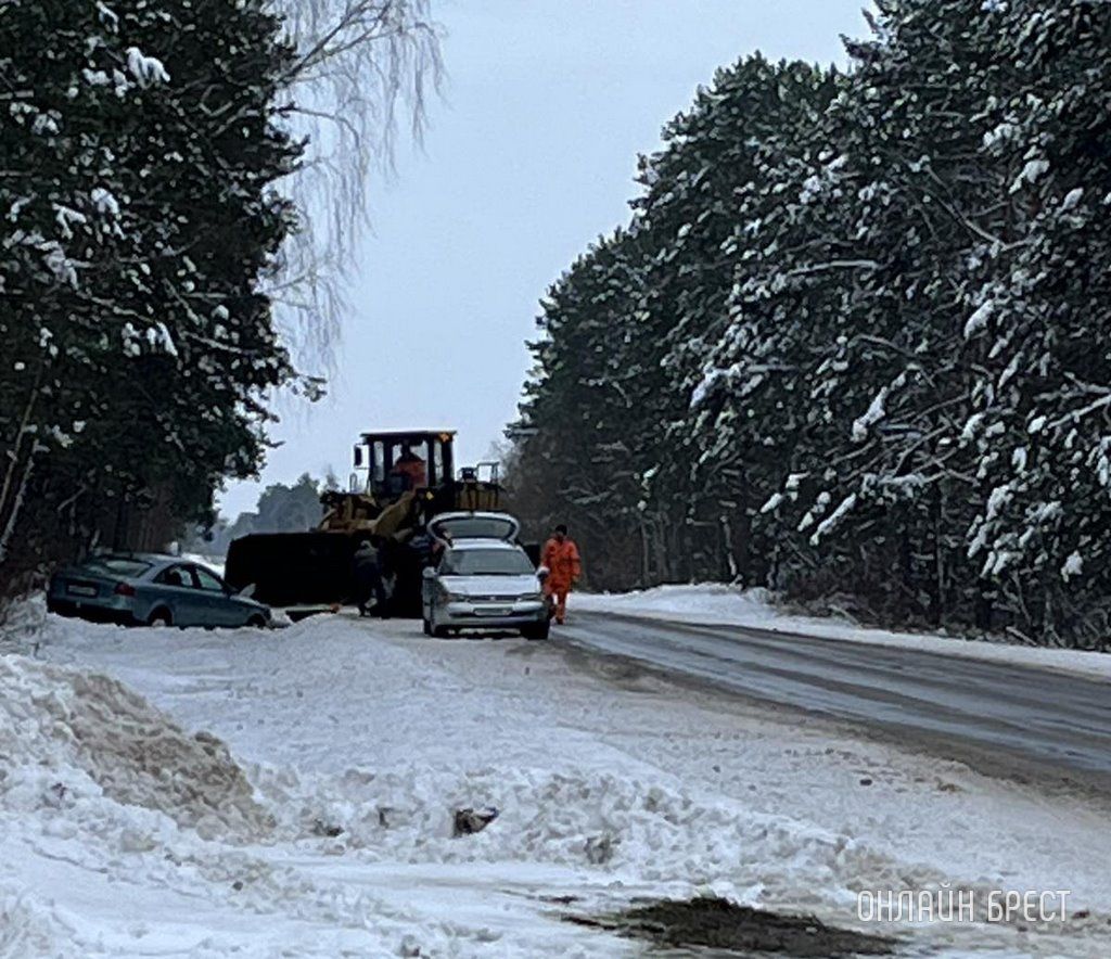 Сегодня на дорогах Брестской области и района. Фото ДТП