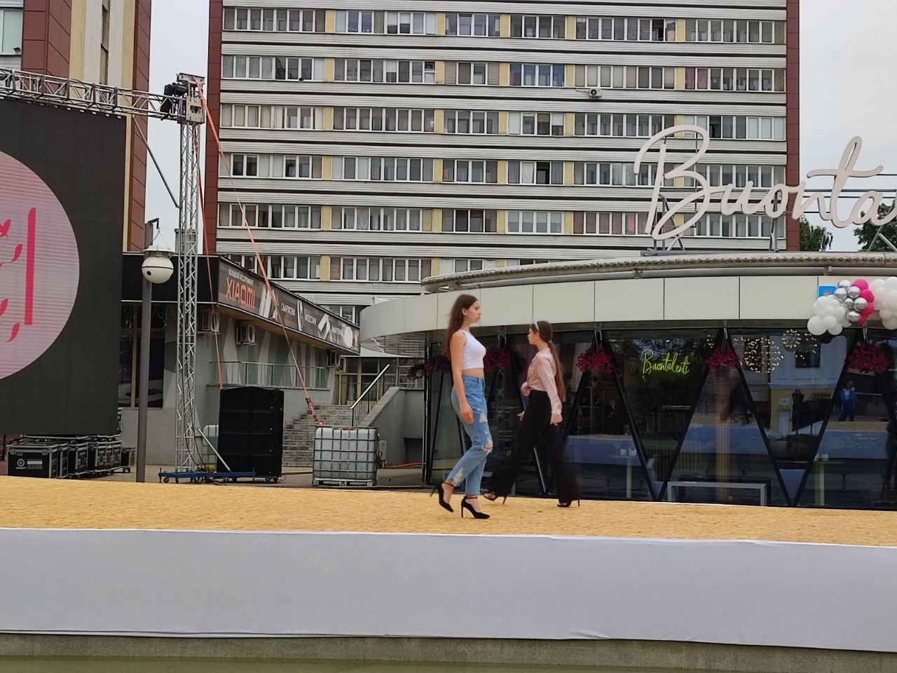 Фонтан на Советской на время стал модной площадкой