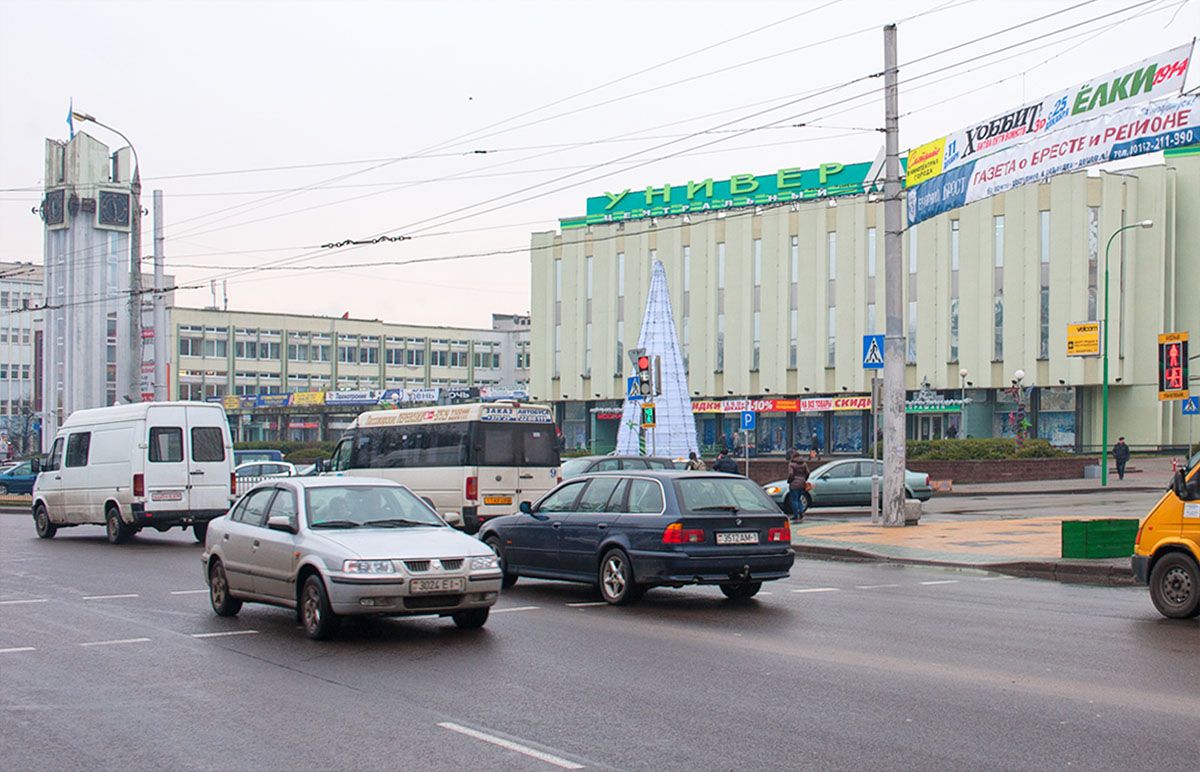 Читатель: Вот что было раньше на месте ЦУМа в Бресте. Смотрите фото