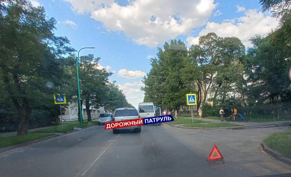 Очевидец: Сегодня в Бресте на ул. Жукова в сторону ул. Суворова произошло ДТП с маленьким велосипедистом
